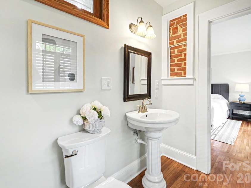 1012 35th Street, Charlotte, NC 28205.  MLS# CAR4364685, YatesRealty ID 10253. 