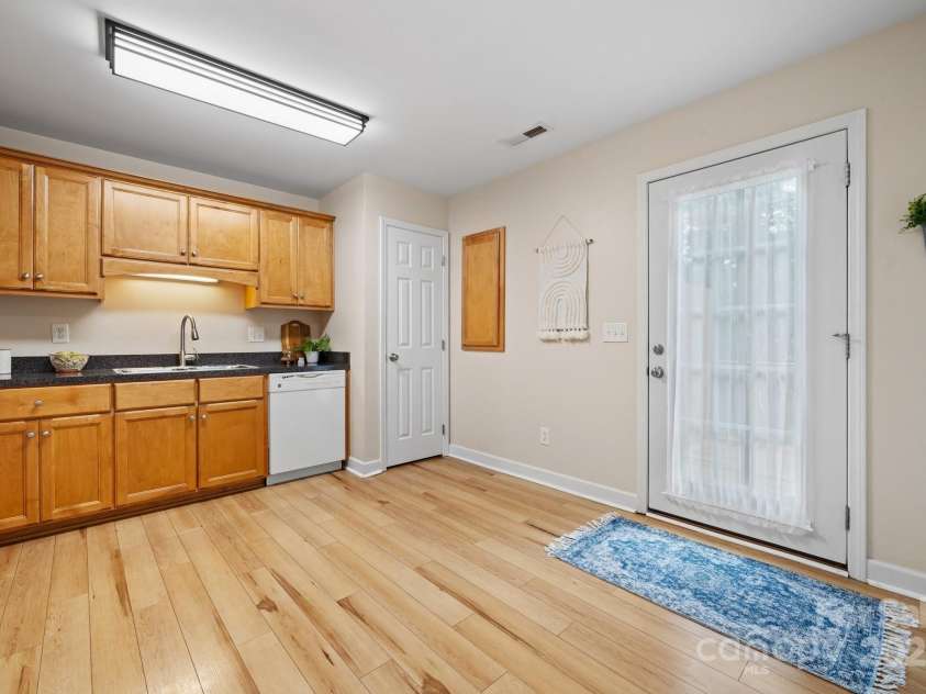 2222 15th Avenue, Hickory, NC 28601.  MLS# CAR4239006, YatesRealty ID 10253. 