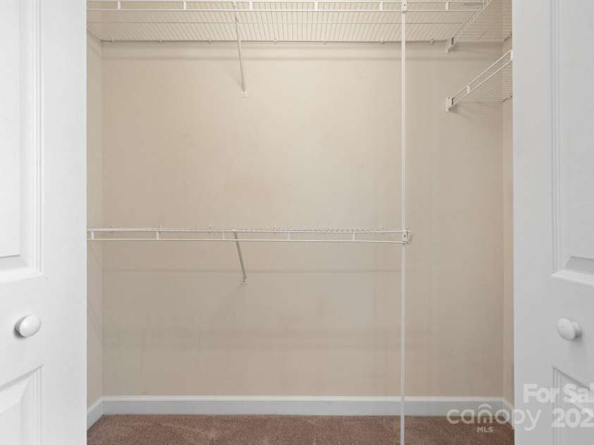 2222 15th Avenue, Hickory, NC 28601.  MLS# CAR4239006, YatesRealty ID 10253. 