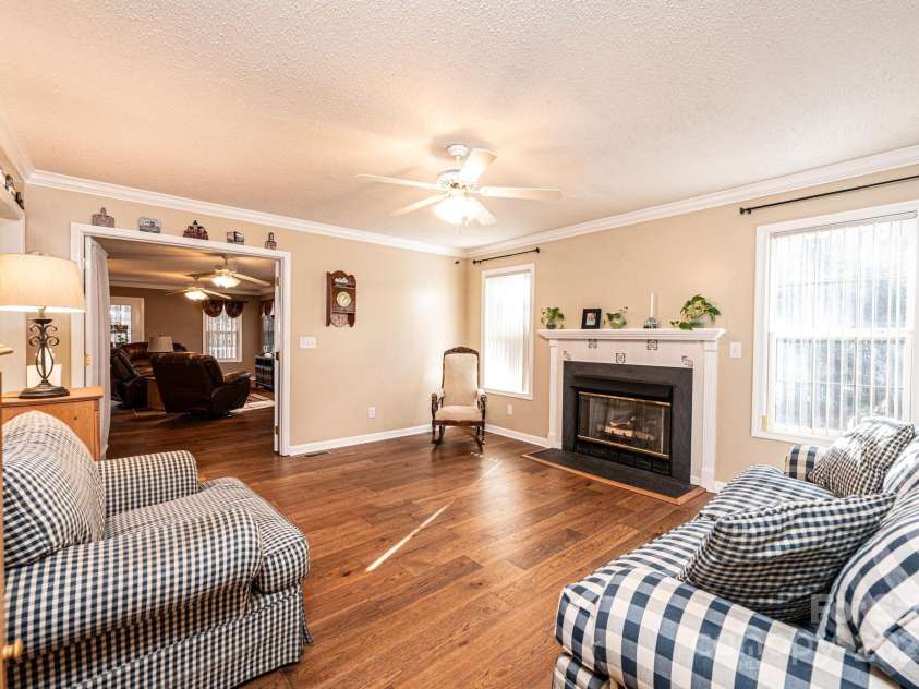 165 Pine Valley Drive, Stanley, NC 28164.  MLS# CAR4214605, YatesRealty ID 10254. 