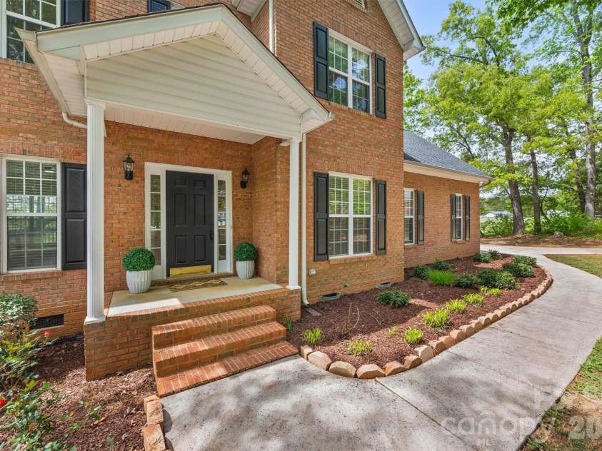 3209 Stump Lake Drive, Monroe, NC 28110.  MLS# CAR4350800, YatesRealty ID 10255. 