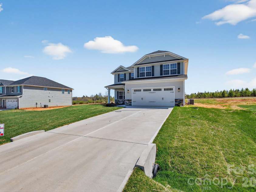 126 Kerr Walk Drive, Statesville, NC 28677.  MLS# CAR4324655, YatesRealty ID 10256. Front