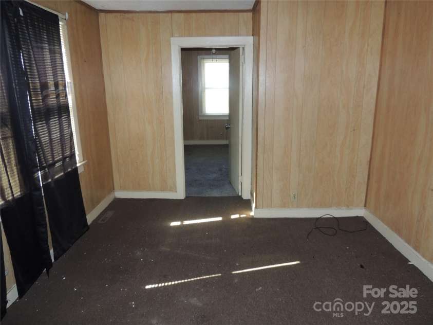 146 Loomis Street, Chester, SC 29706.  MLS# CAR4222193, YatesRealty ID 10258. 