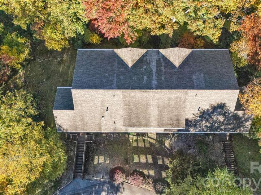 89 Springhouse Drive, Elk Park, NC 28622.  MLS# CAR4310955, YatesRealty ID 10258. 
