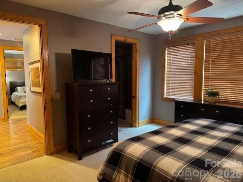 89 Springhouse Drive, Elk Park, NC 28622.  MLS# CAR4310955, YatesRealty ID 10258. Main Floor Master bedroom 