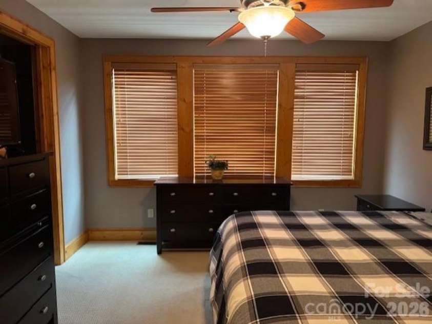 89 Springhouse Drive, Elk Park, NC 28622.  MLS# CAR4310955, YatesRealty ID 10258. Main Floor Master bedroom 