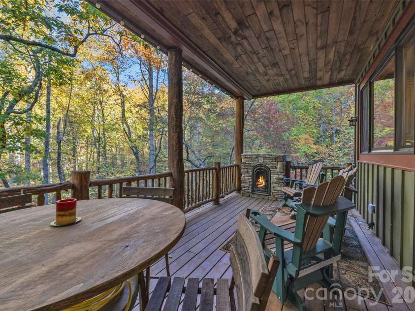 89 Springhouse Drive, Elk Park, NC 28622.  MLS# CAR4310955, YatesRealty ID 10258. Main -level Patio 