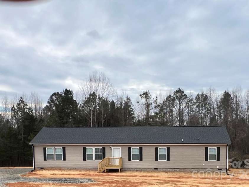 133 Plank Barn Lane, Stony Point, NC 28678.  MLS# CAR4221135, YatesRealty ID 1026. 