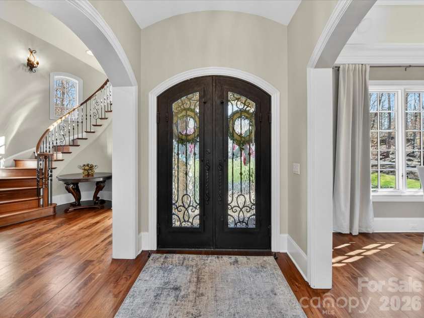 10158 Enclave Circle, Concord, NC 28027.  MLS# CAR4349921, YatesRealty ID 10260. 
