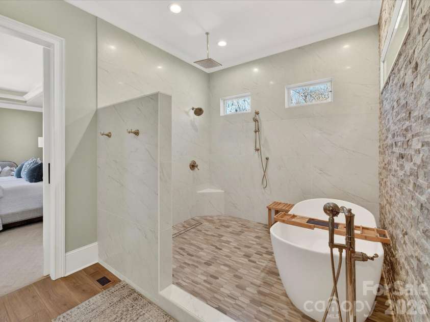 10158 Enclave Circle, Concord, NC 28027.  MLS# CAR4349921, YatesRealty ID 10260. 