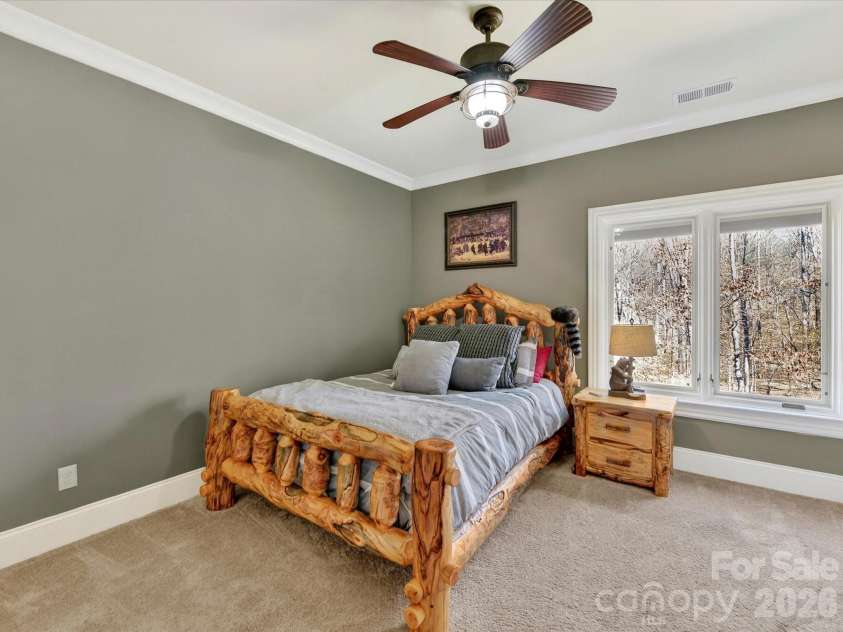 10158 Enclave Circle, Concord, NC 28027.  MLS# CAR4349921, YatesRealty ID 10260. 