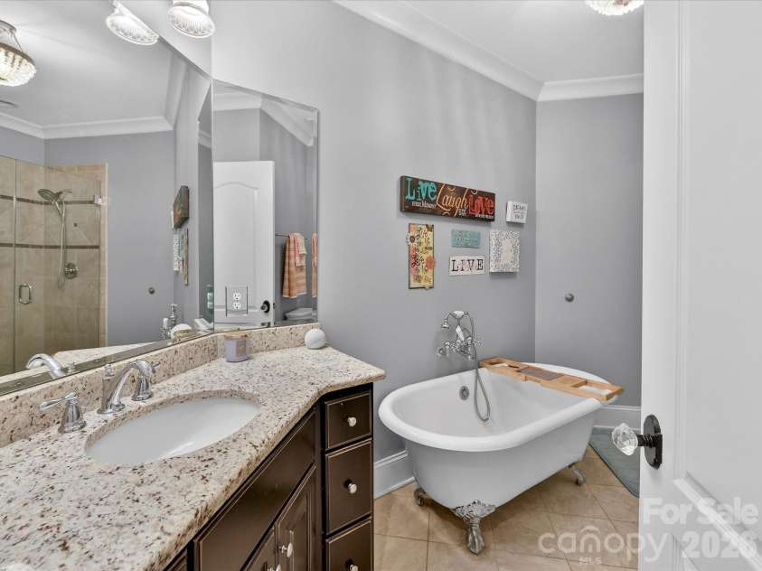 10158 Enclave Circle, Concord, NC 28027.  MLS# CAR4349921, YatesRealty ID 10260. 