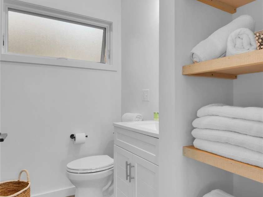 32 Sams Road, Marshall, NC 28753.  MLS# CAR4250964, YatesRealty ID 10260. 