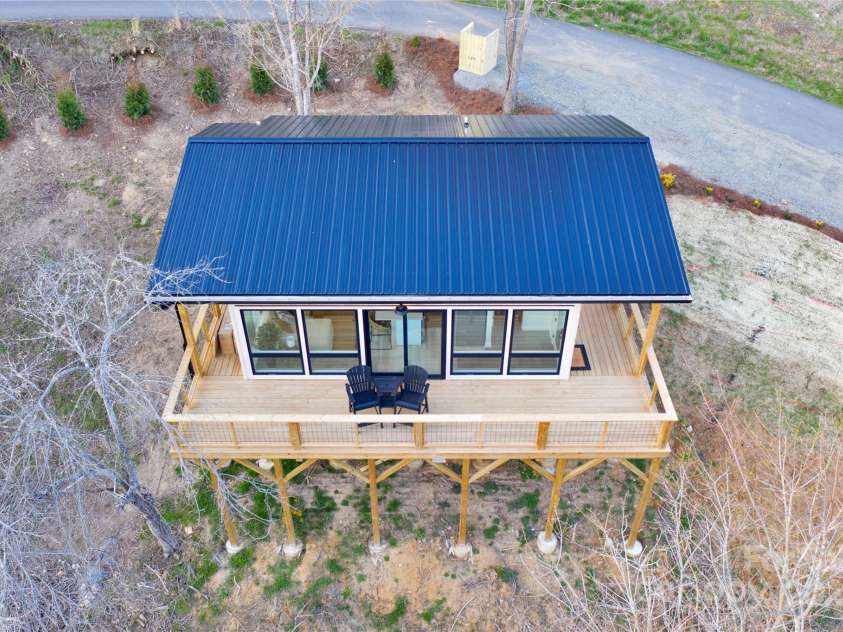32 Sams Road, Marshall, NC 28753.  MLS# CAR4250964, YatesRealty ID 10260. 