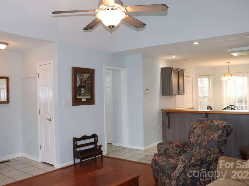 118 Hill Street, Granite Falls, NC 28630.  MLS# CAR4242592, YatesRealty ID 10263. 