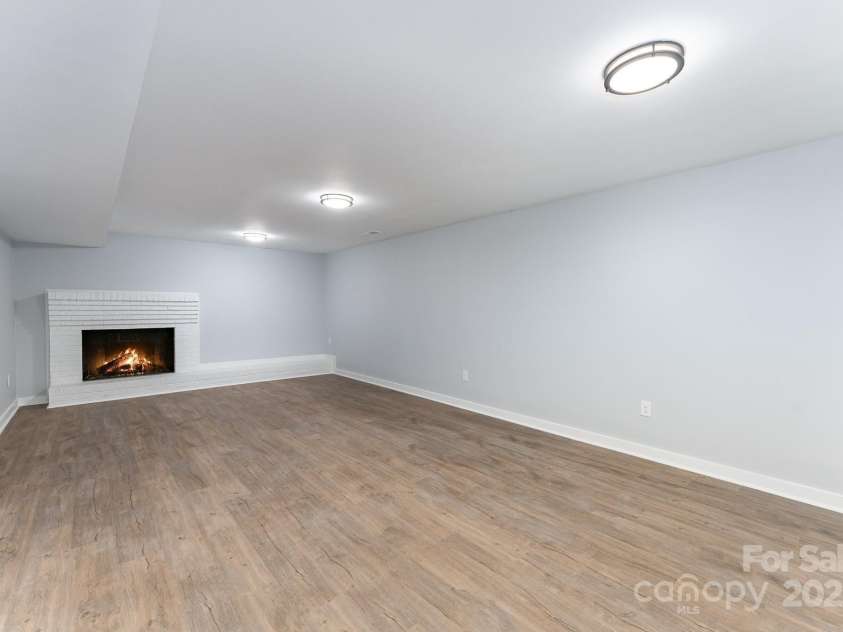 919 Weldon Street, Gastonia, NC 28052.  MLS# CAR4191053, YatesRealty ID 10267. 