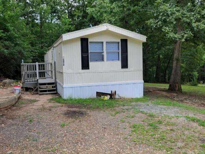 4467 Patti Clymer Drive, Morganton, NC 28655.  MLS# CAR4360522, YatesRealty ID 10268. 