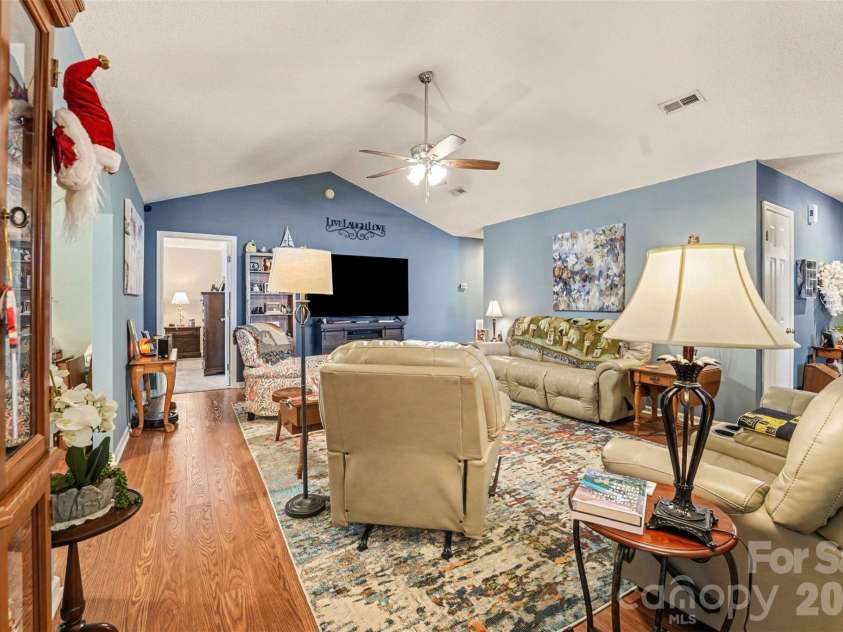 118 Hidden Creek Circle, Salisbury, NC 28147.  MLS# CAR4364281, YatesRealty ID 10269. 
