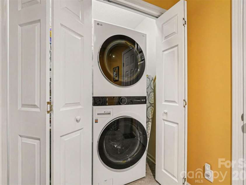 118 Hidden Creek Circle, Salisbury, NC 28147.  MLS# CAR4364281, YatesRealty ID 10269. 