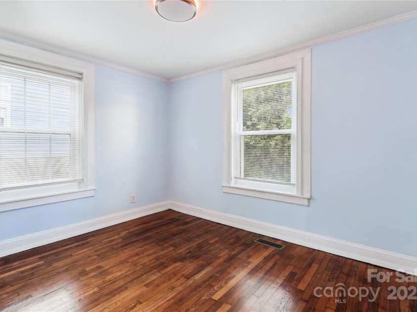 813 North Avenue, Charlotte, NC 28208.  MLS# CAR4238835, YatesRealty ID 10269. Bedroom