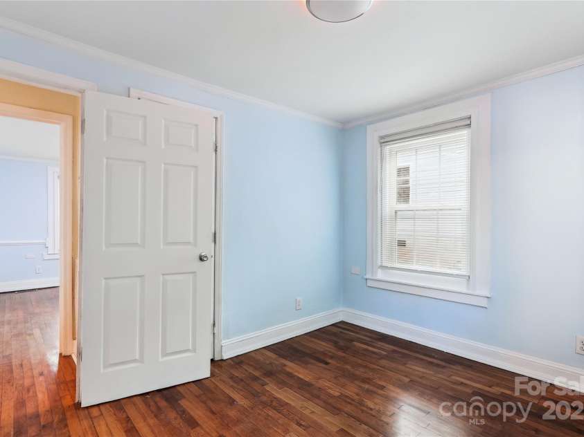 813 North Avenue, Charlotte, NC 28208.  MLS# CAR4238835, YatesRealty ID 10269. Bedroom