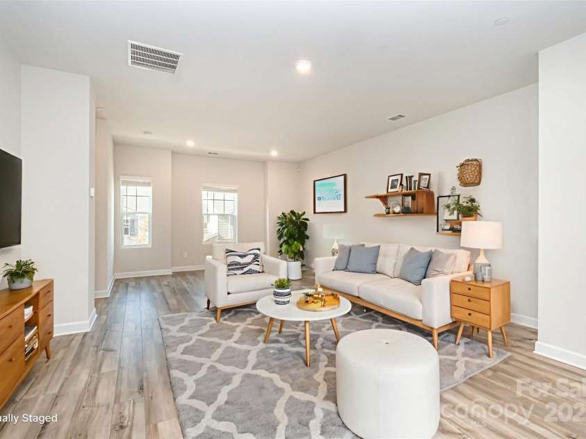 3515 Auburn Curb Road, Charlotte, NC 28217.  MLS# CAR4318575, YatesRealty ID 1027. 