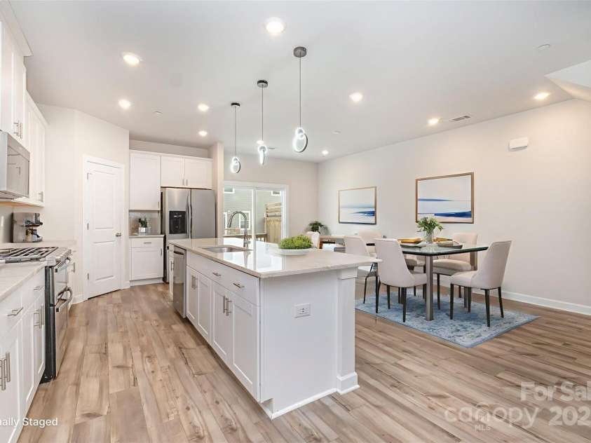 3515 Auburn Curb Road, Charlotte, NC 28217.  MLS# CAR4318575, YatesRealty ID 1027. 