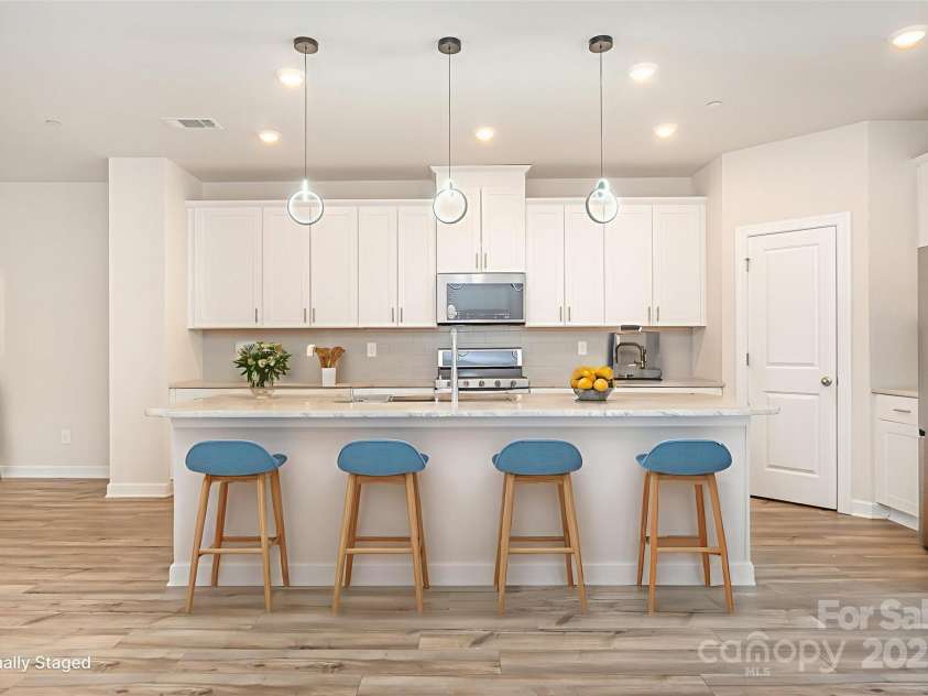 3515 Auburn Curb Road, Charlotte, NC 28217.  MLS# CAR4318575, YatesRealty ID 1027. 