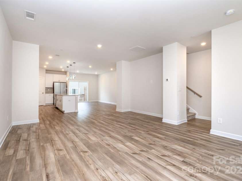 3515 Auburn Curb Road, Charlotte, NC 28217.  MLS# CAR4318575, YatesRealty ID 1027. 