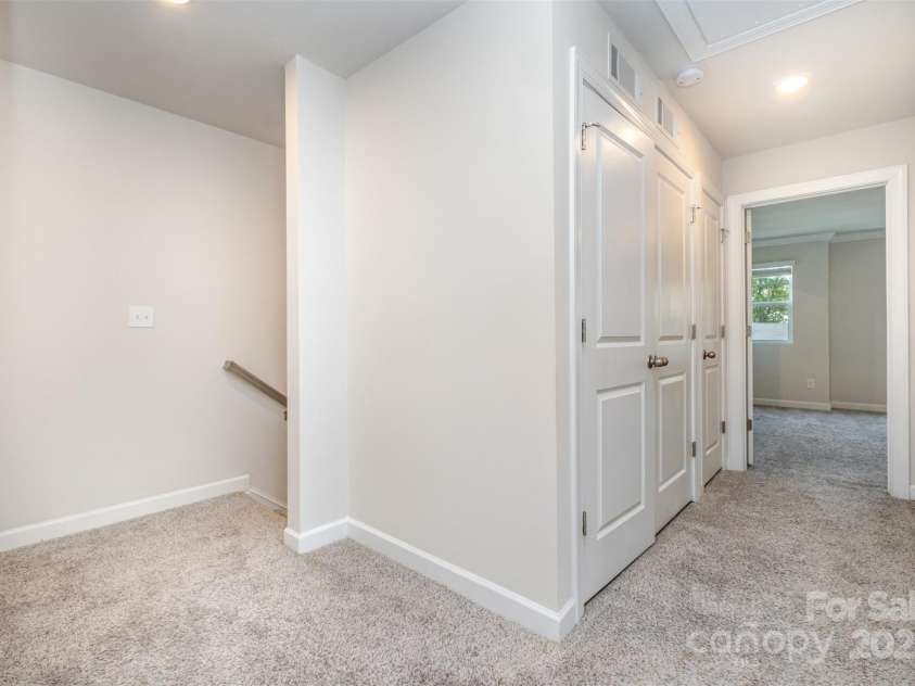 3515 Auburn Curb Road, Charlotte, NC 28217.  MLS# CAR4318575, YatesRealty ID 1027. 