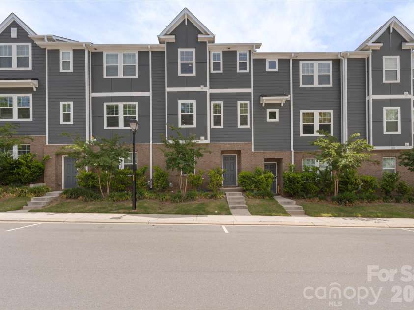 3515 Auburn Curb Road, Charlotte, NC 28217.  MLS# CAR4381370, YatesRealty ID 1027. 