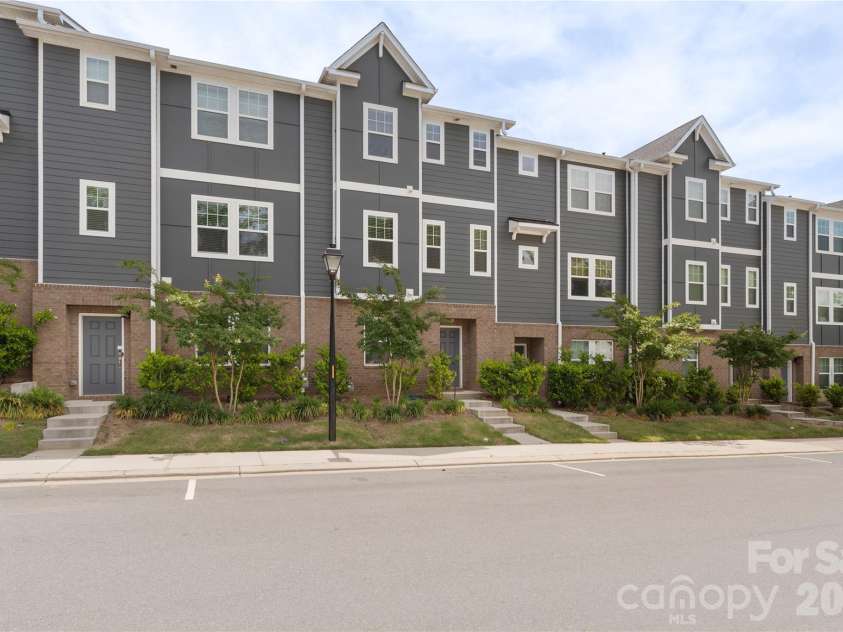 3515 Auburn Curb Road, Charlotte, NC 28217.  MLS# CAR4381370, YatesRealty ID 1027. 