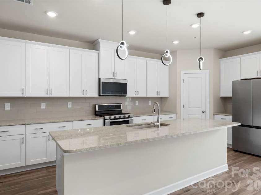 3515 Auburn Curb Road, Charlotte, NC 28217.  MLS# CAR4381370, YatesRealty ID 1027. 