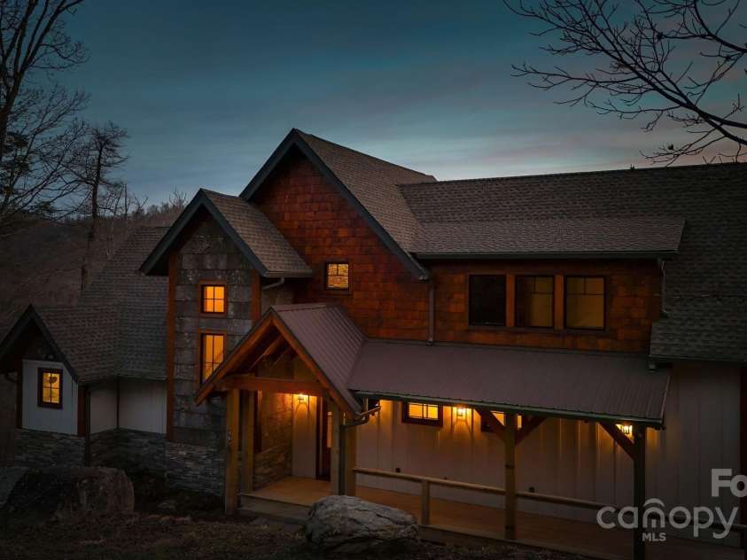 461 Sugar Hill Lane, Sugar Grove, NC 28679.  MLS# CAR4224388, YatesRealty ID 1027. 