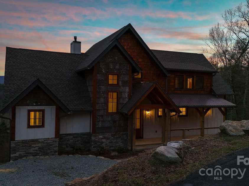 461 Sugar Hill Lane, Sugar Grove, NC 28679.  MLS# CAR4224388, YatesRealty ID 1027. 