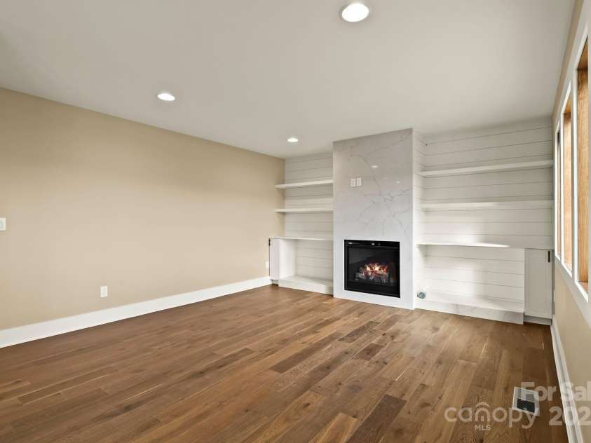 461 Sugar Hill Lane, Sugar Grove, NC 28679.  MLS# CAR4224388, YatesRealty ID 1027. 