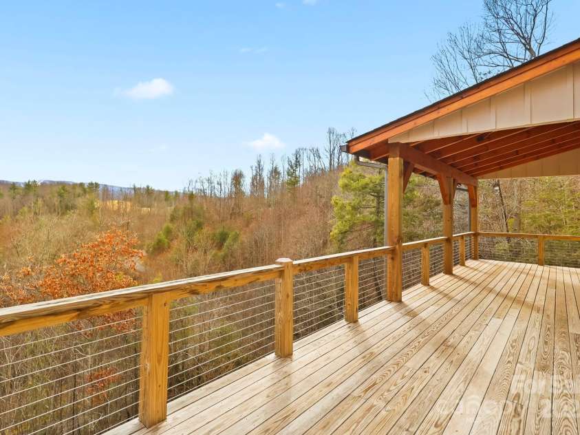 461 Sugar Hill Lane, Sugar Grove, NC 28679.  MLS# CAR4224388, YatesRealty ID 1027. 