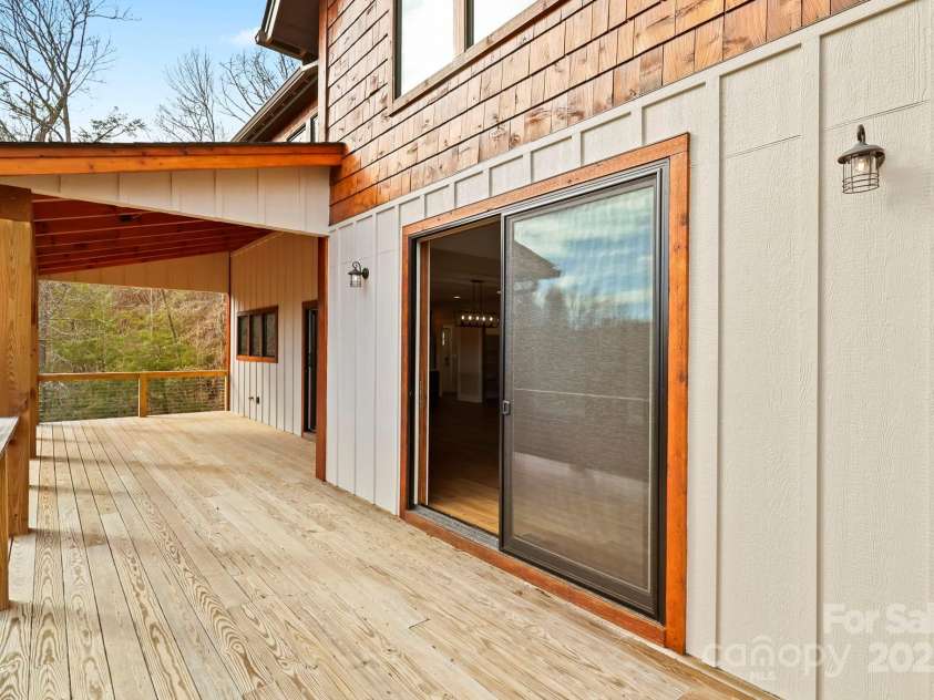 461 Sugar Hill Lane, Sugar Grove, NC 28679.  MLS# CAR4224388, YatesRealty ID 1027. 