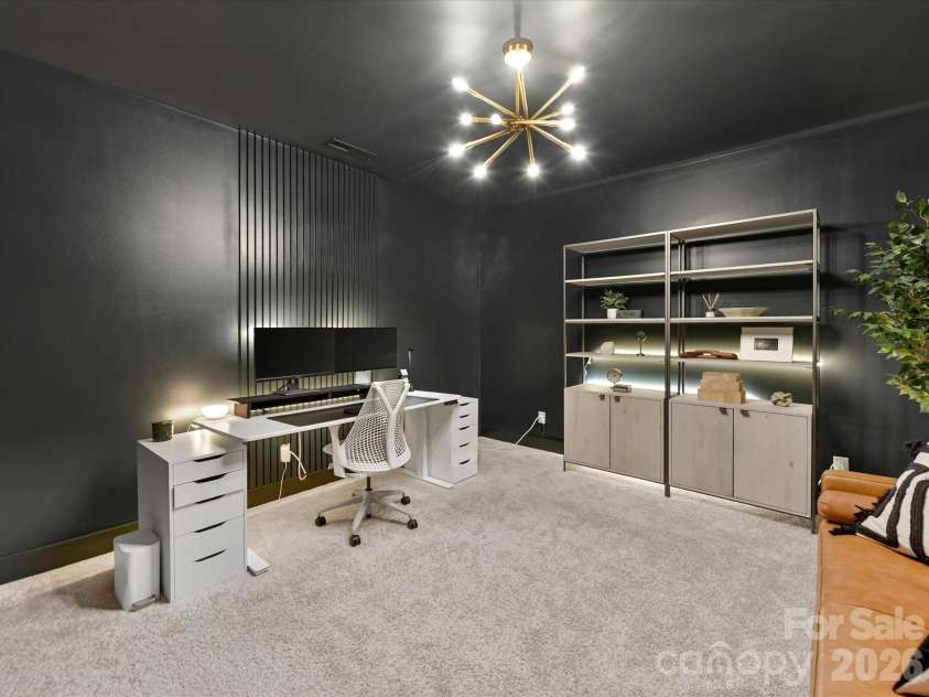 17043 Soho Drive, Charlotte, NC 28204.  MLS# CAR4353173, YatesRealty ID 10270. Lower Level Flex Space 