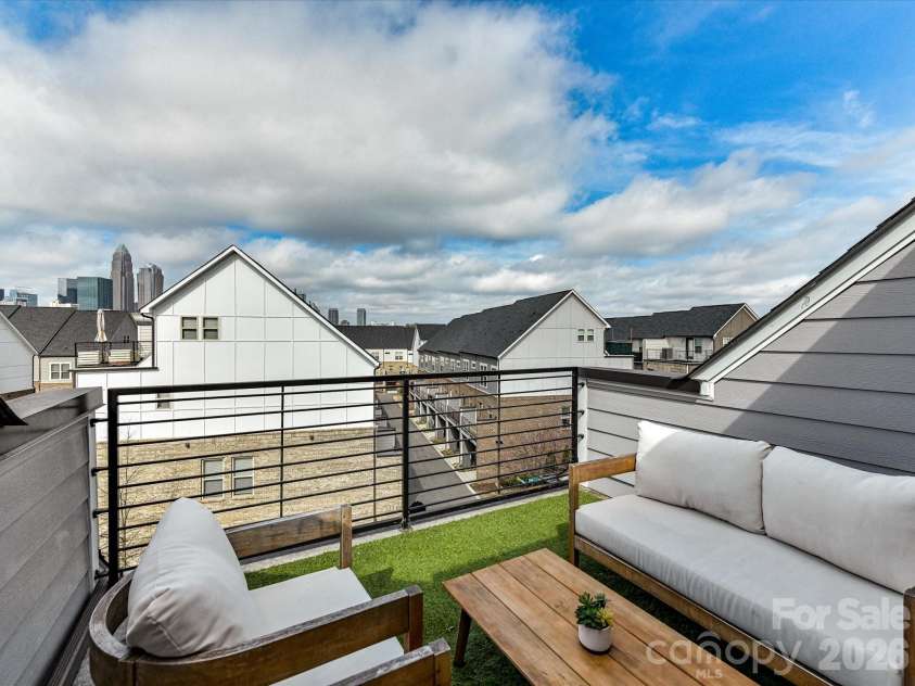 17043 Soho Drive, Charlotte, NC 28204.  MLS# CAR4353173, YatesRealty ID 10270. Rooftop Terrace View