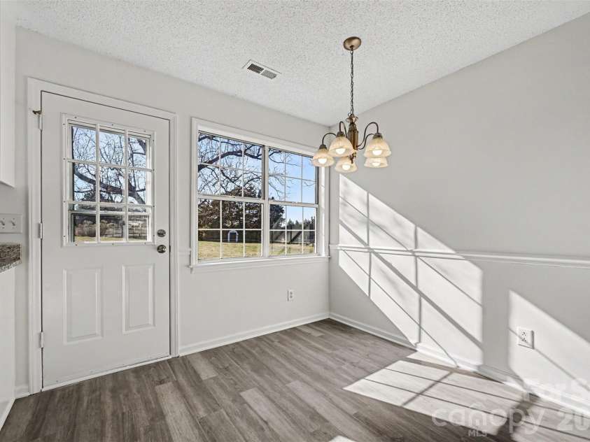 5009 Hampton Meadows Road, Monroe, NC 28110.  MLS# CAR4343192, YatesRealty ID 10271. Breakfast nook