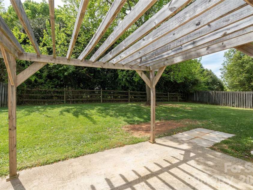 3423 Continental Drive, Monroe, NC 28110.  MLS# CAR4368027, YatesRealty ID 10272. 