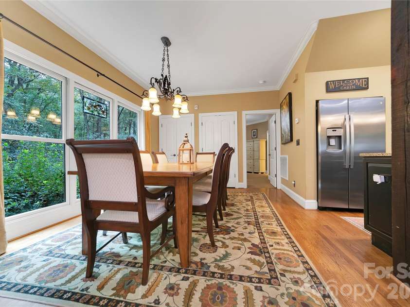 923 Ugugu Drive, Brevard, NC 28712.  MLS# CAR4307583, YatesRealty ID 10273. 
