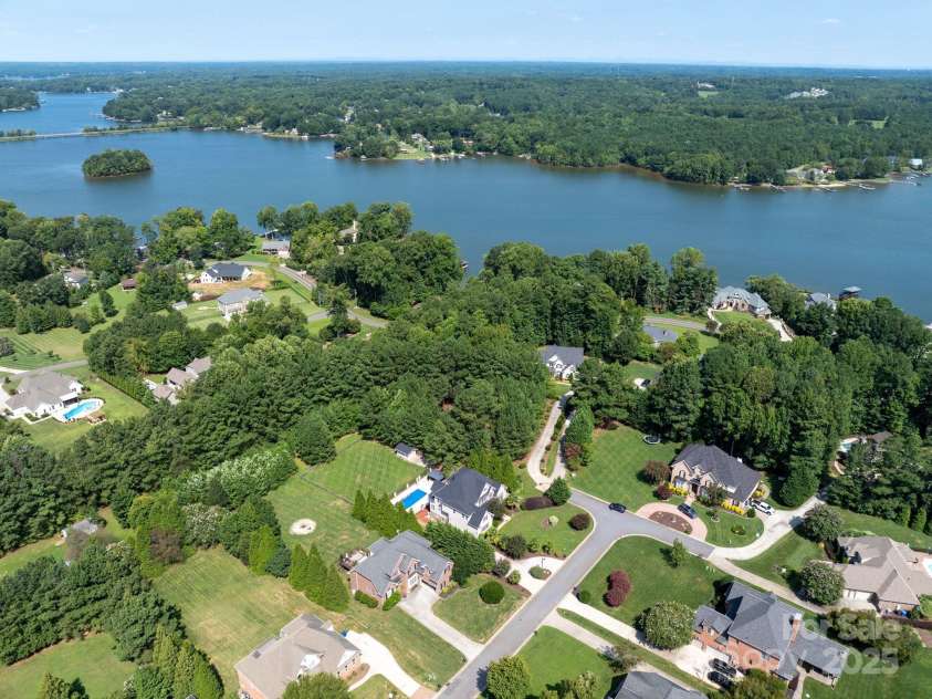 127 Palos Verde Road, Mooresville, NC 28117.  MLS# CAR4153547, YatesRealty ID 10274. Homesite is in the cul-de-sac