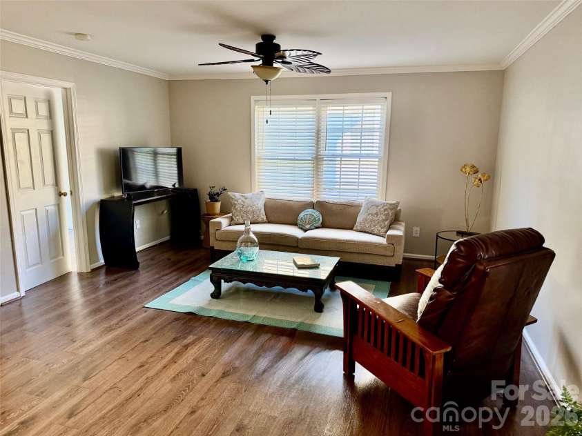 10 Aberdeen Drive, Arden, NC 28704.  MLS# CAR4344820, YatesRealty ID 10276. End unit allows privacy and convenience