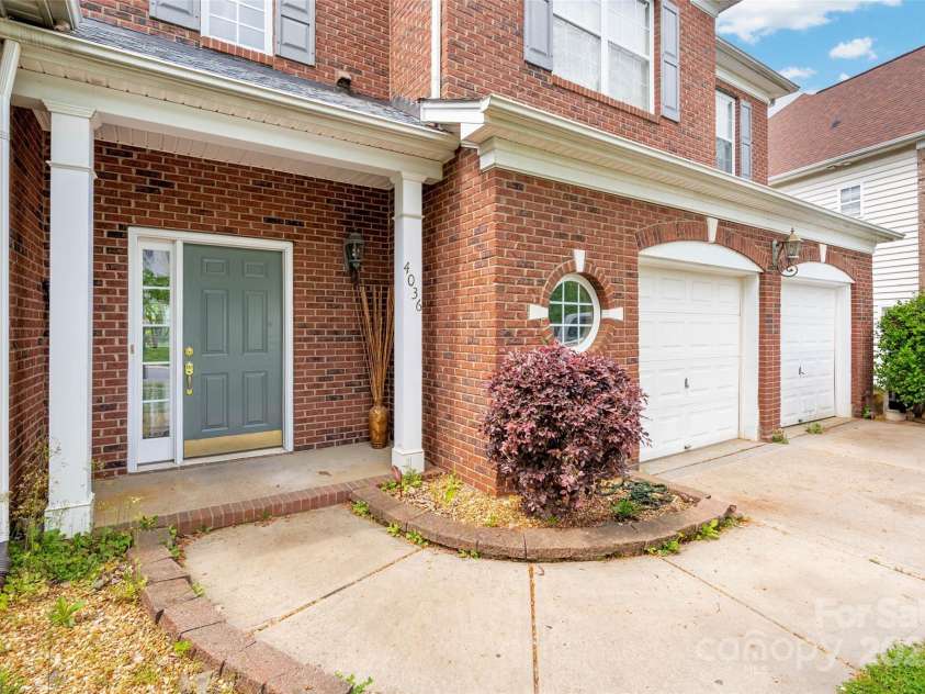 4036 Sawmill Trace Drive, Charlotte, NC 28213.  MLS# CAR4234573, YatesRealty ID 10276. 