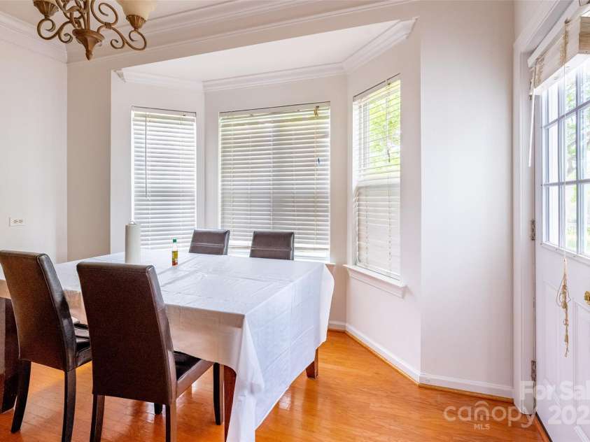 4036 Sawmill Trace Drive, Charlotte, NC 28213.  MLS# CAR4234573, YatesRealty ID 10276. 