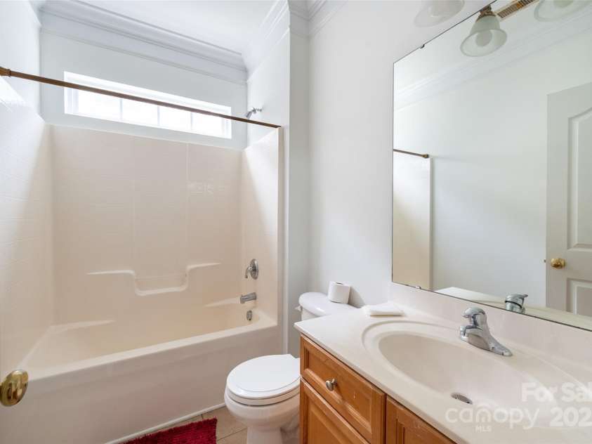 4036 Sawmill Trace Drive, Charlotte, NC 28213.  MLS# CAR4234573, YatesRealty ID 10276. 