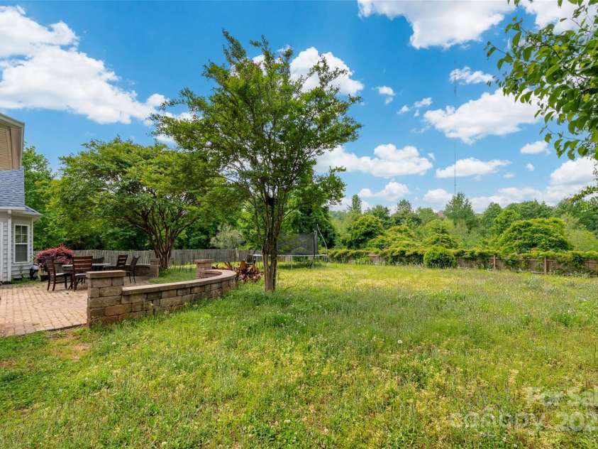 4036 Sawmill Trace Drive, Charlotte, NC 28213.  MLS# CAR4234573, YatesRealty ID 10276. 