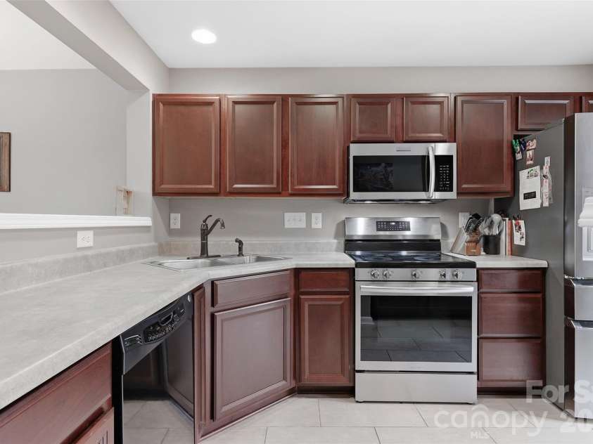 3096 Des Prez Avenue, Fort Mill, SC 29707.  MLS# CAR4353274, YatesRealty ID 10277. 